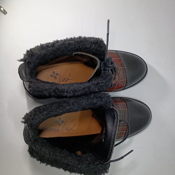 Patricia Nash Lia Cold Weather Booties Black & Red/Plaid w/Shearling Cuffs Sz.8m - Picture 7 of 8